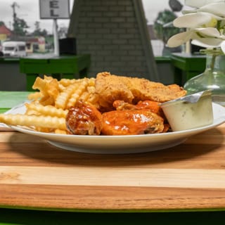 TJ's Crispy Fish & Chicken