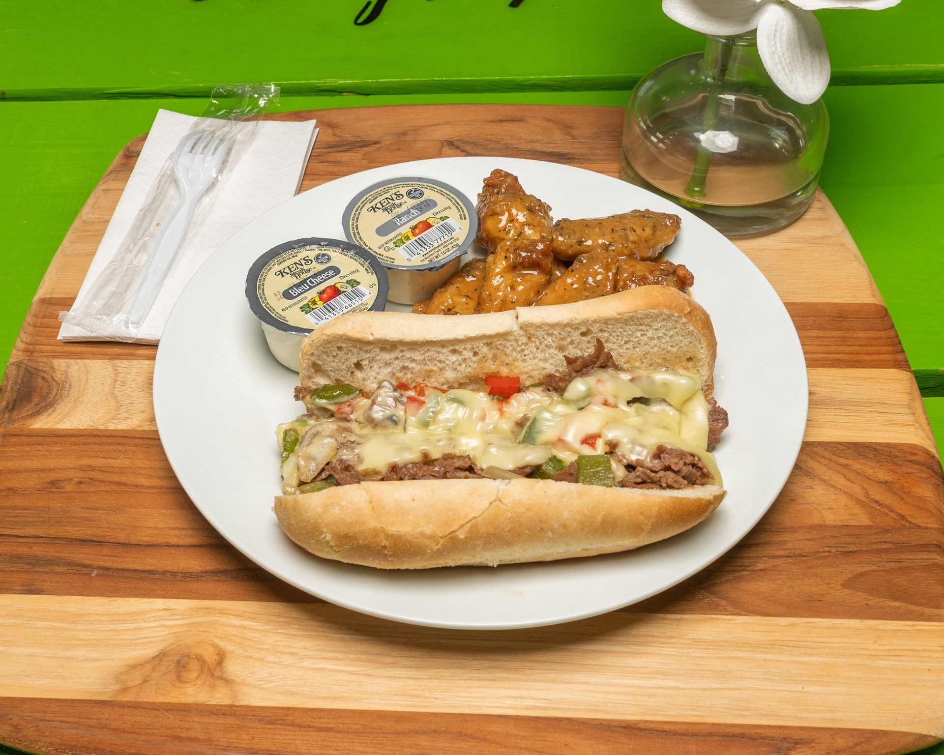 Feed a crowd with Deli House catering
