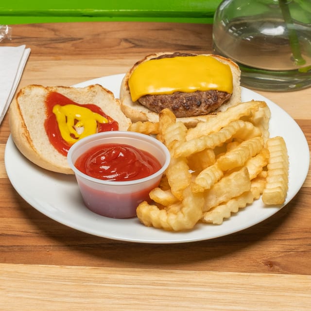 Kids Cheeseburger Slider.