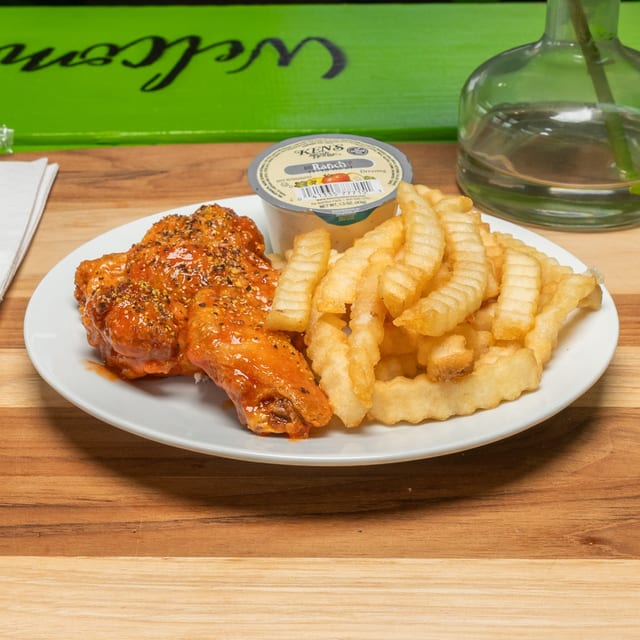 Kids Wings & Fries.